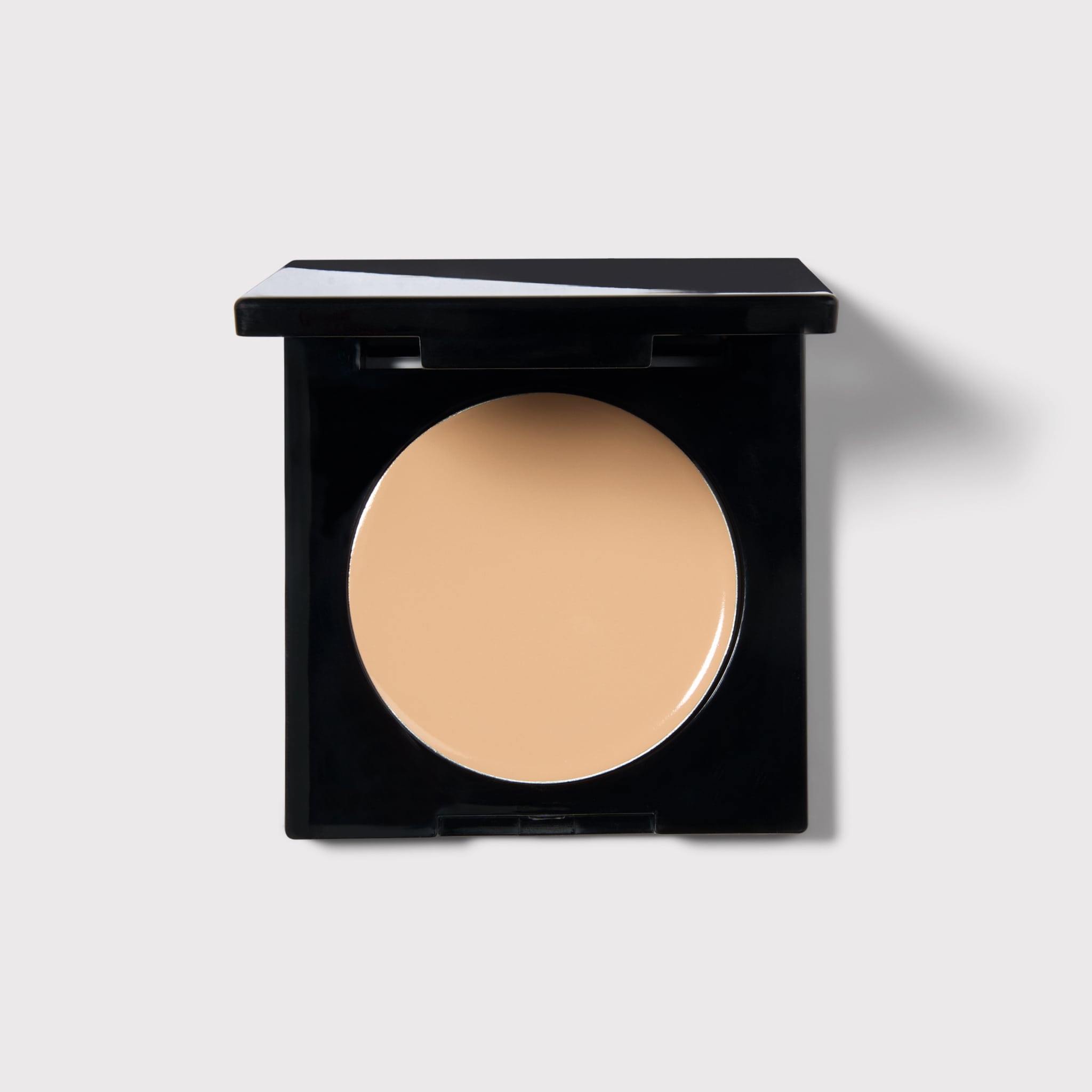 Seamless Finish Full Coverage Concealer - Image 11